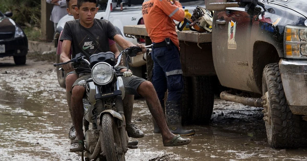 Dirt Bike Air Filter Guide - Air Filter Zone